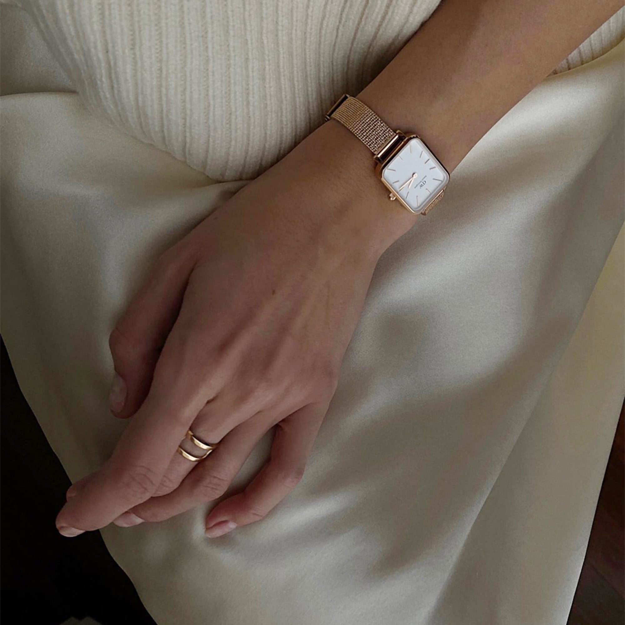 Daniel wellington ring discount gold