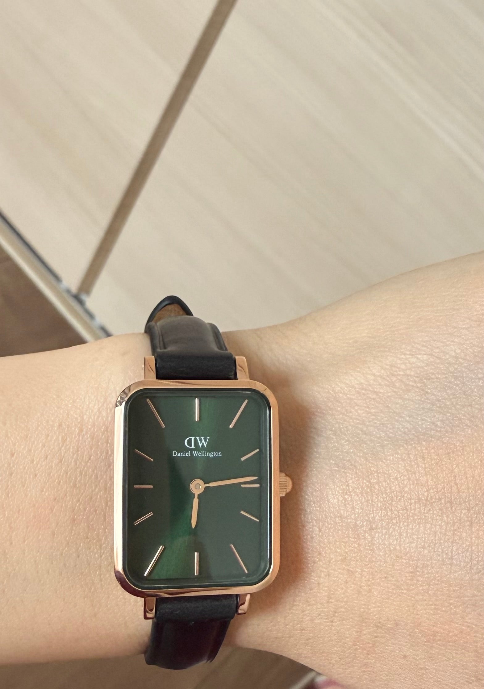 Quadro - Women's square watch with leather strap | DW