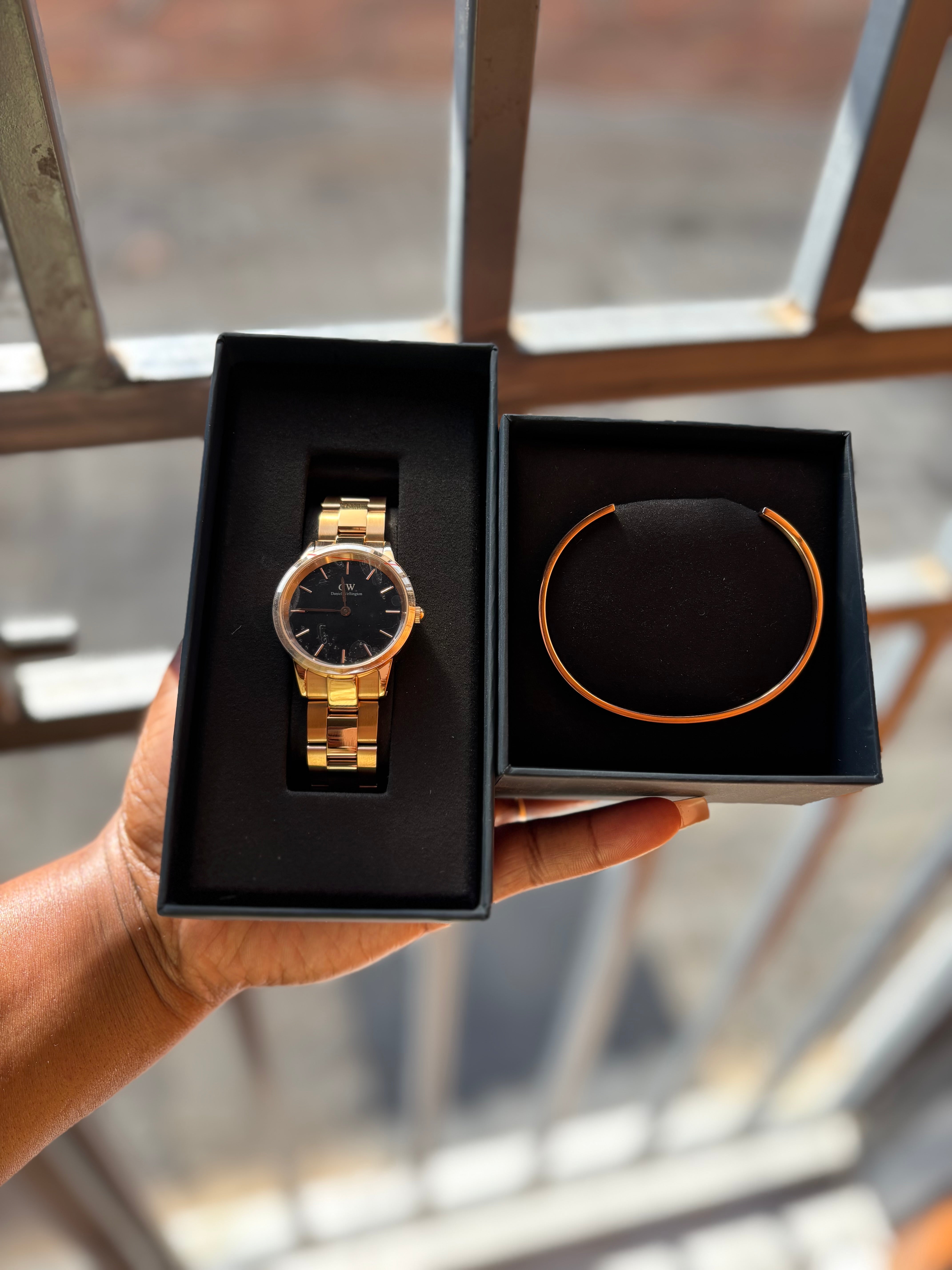 Iconic Link - Watch in Rose Gold with Black dial 36mm | DW