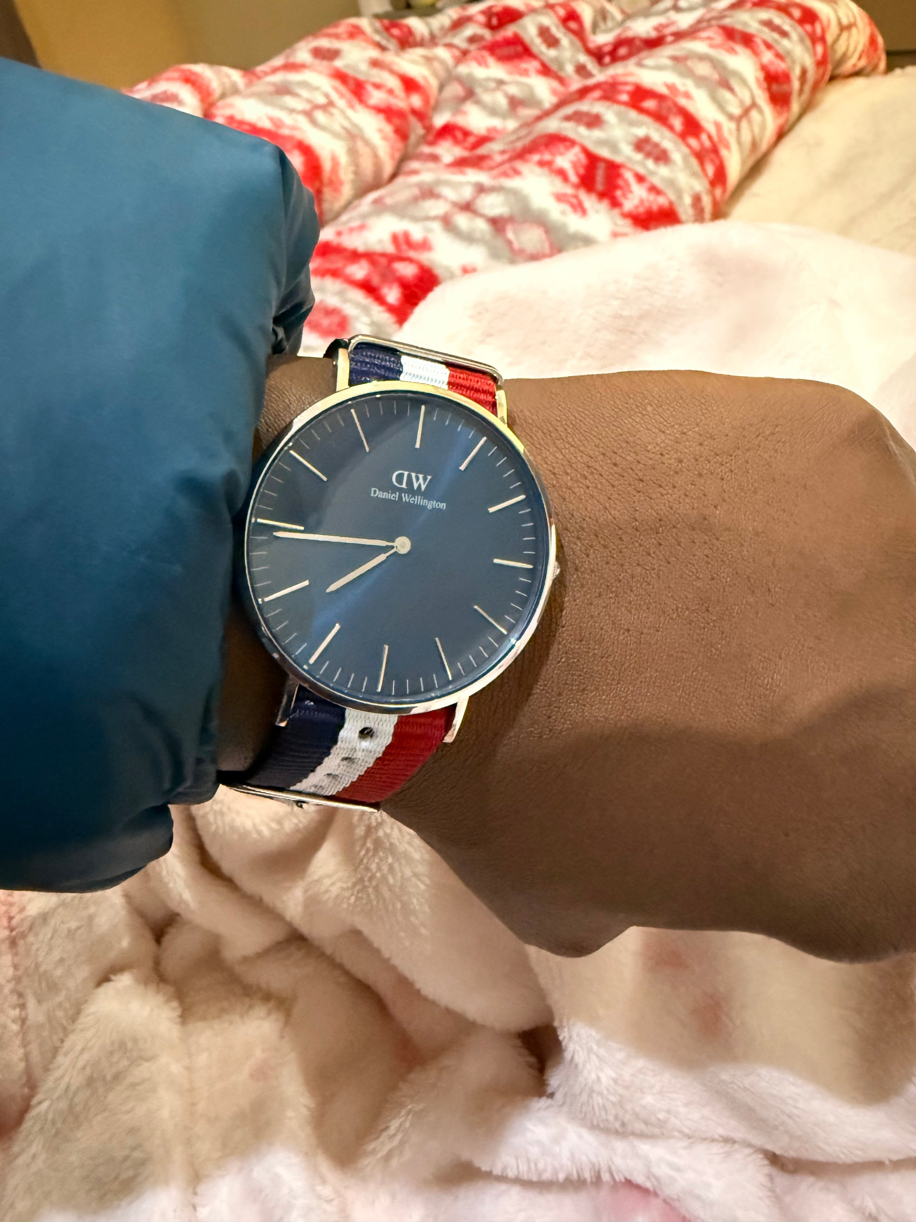 Mesh Onyx - Classic sterling silver watch & black dial | DW