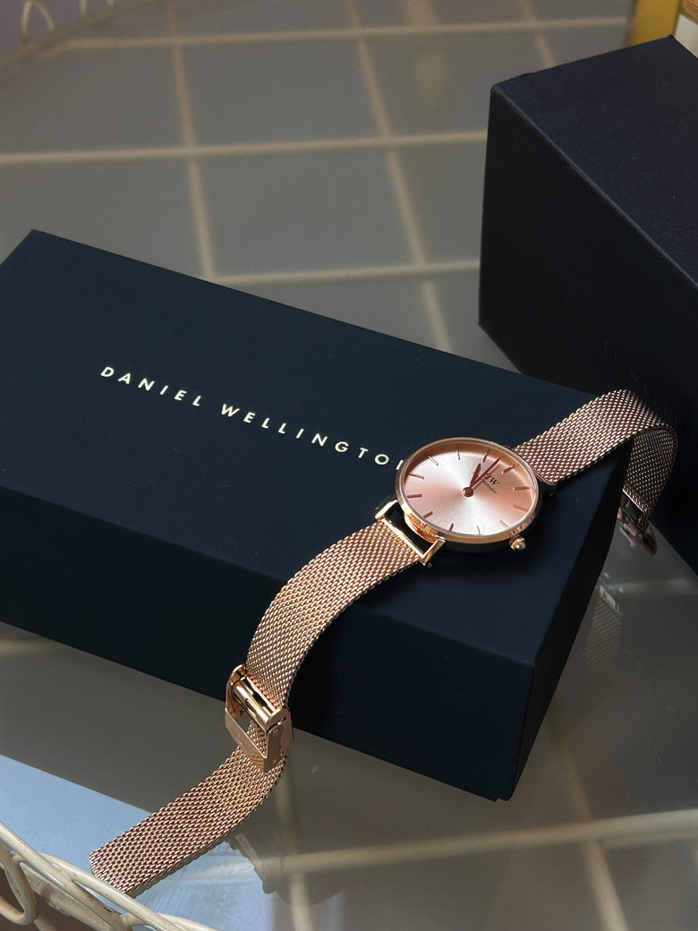 Photo from a customer review: 5 out of 5 stars, Sara
