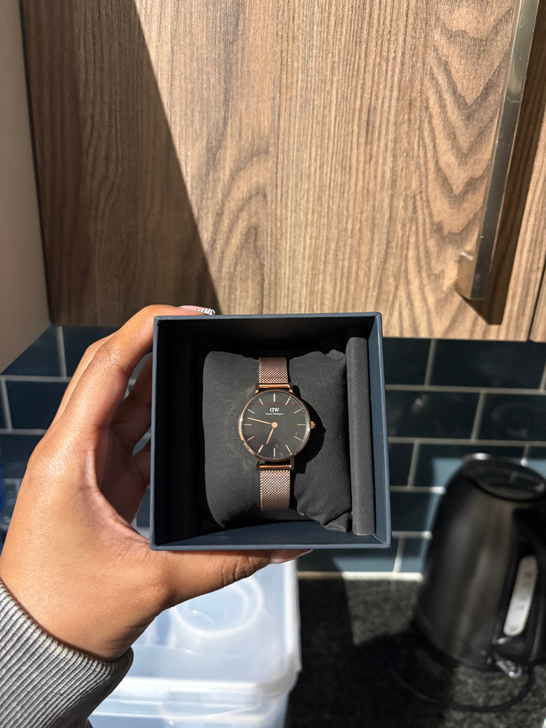 Photo from a customer review: 5 out of 5 stars, Boineelo